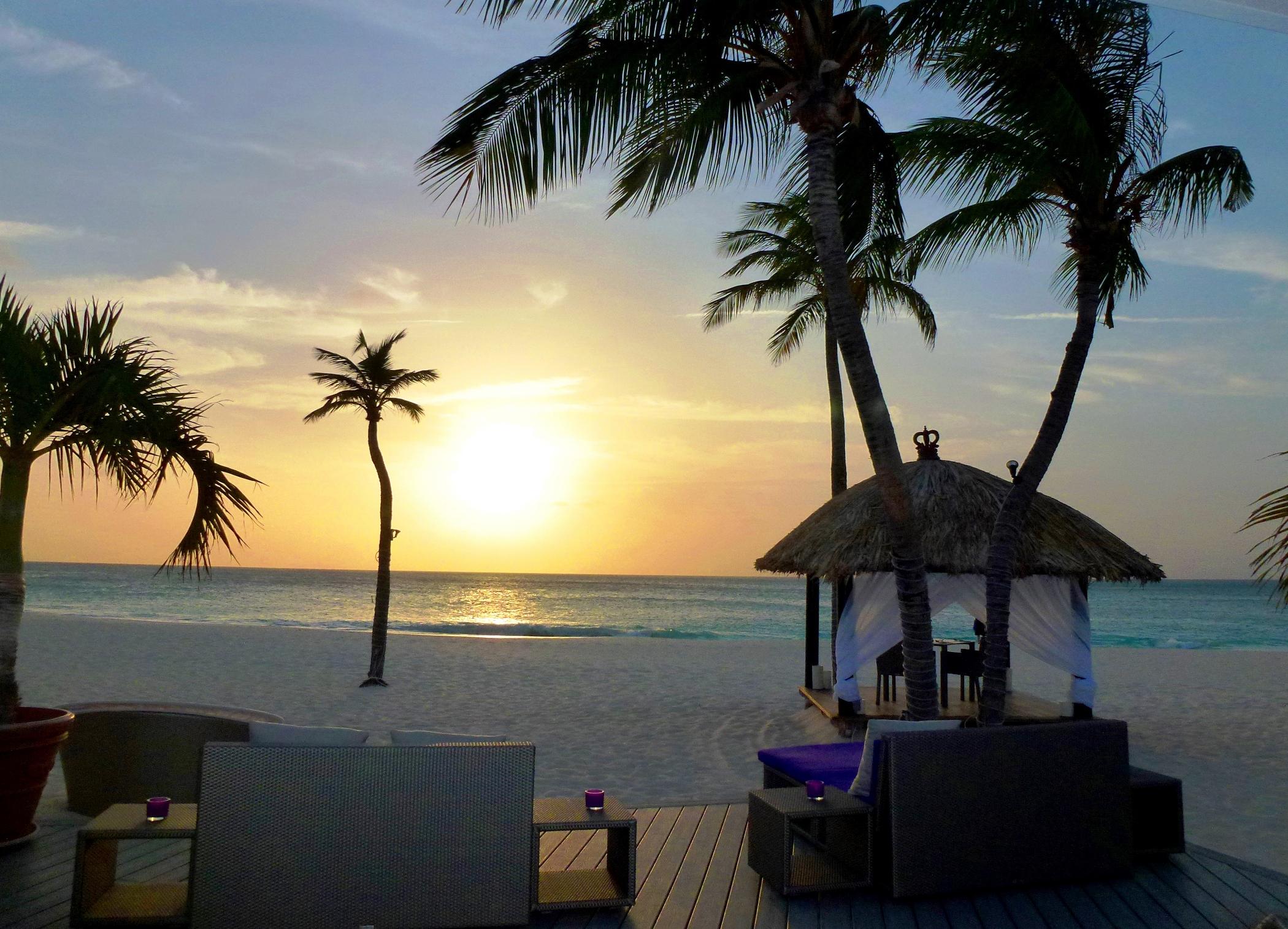 Bucuti & Tara Boutique Beach Resort - Adult Only Палм Бич Экстерьер фото